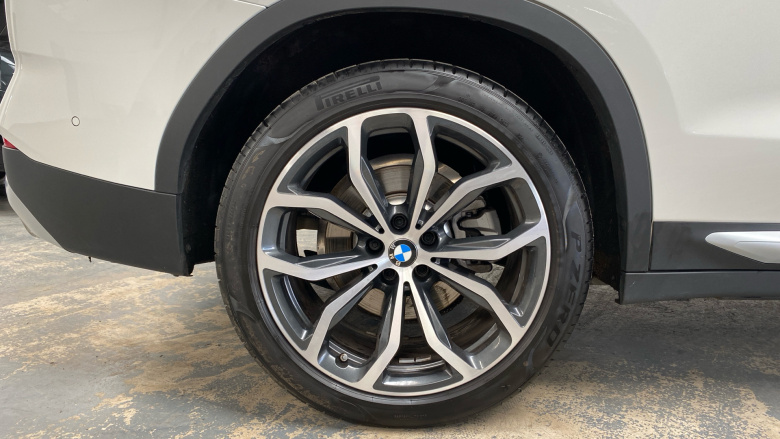 BMW X3 xDrive20i MHT xLine 5dr Step Auto Petrol Estate